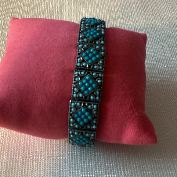 Oxidized Silver Stretch Bracelet - Picture 3 of 4